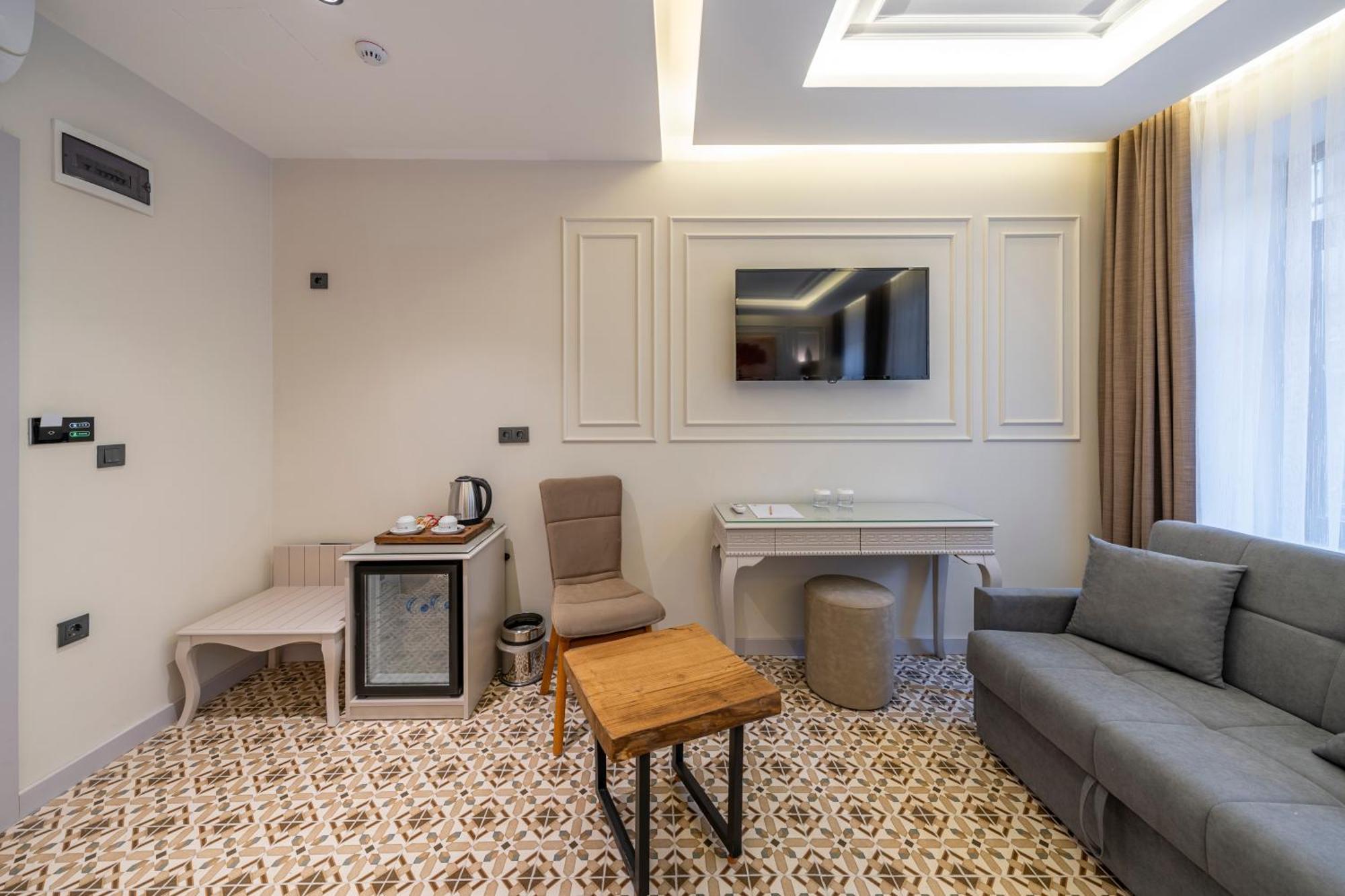 Pera Luna Premium Hotel Истанбул Екстериор снимка