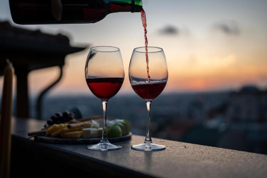 Pera Luna Premium Hotel Истанбул Екстериор снимка